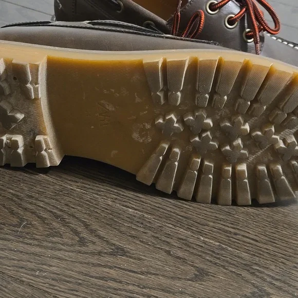 Shoes - Picture 3 of 7